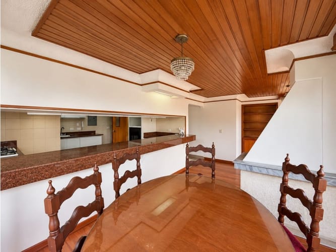 Apartamento de 2 alcobas en venta en Santa Barbara, Bogotá, 90 m² · foto 4 de 24