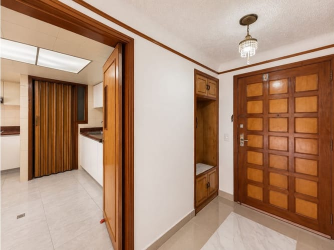 Apartamento de 2 alcobas en venta en Santa Barbara, Bogotá, 90 m² · foto 7 de 24