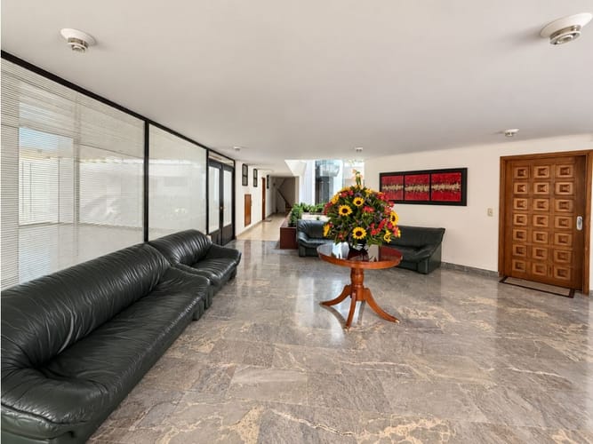 Apartamento de 2 alcobas en venta en Santa Barbara, Bogotá, 90 m² · foto 22 de 24