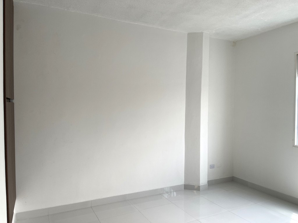 Apartamento en arriendo en Central, Palmira · foto 7 de 13