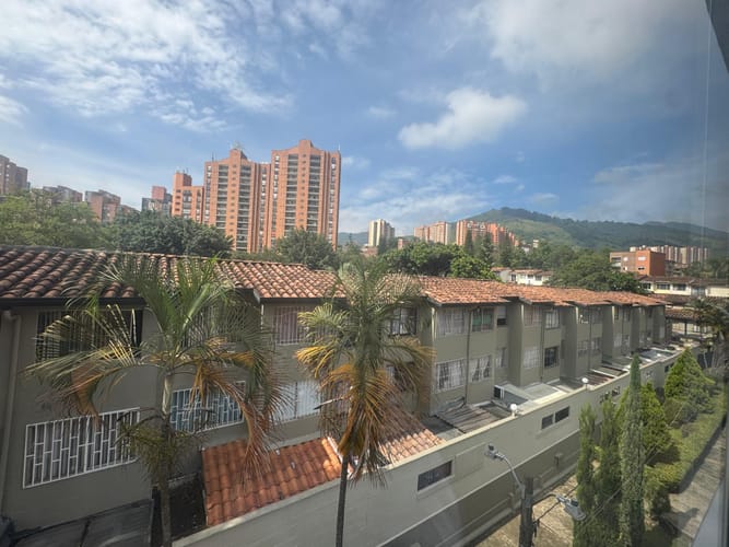 Apartamento de 1 alcoba en venta en Cristo Rey, Medellín, 120 m² · foto 11 de 22
