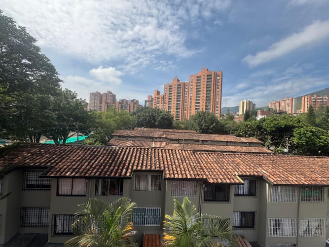 Apartamento de 1 alcoba en venta en Cristo Rey, Medellín, 120 m² · foto 14 de 22