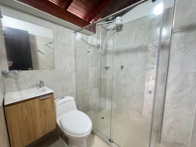 Apartamento de 1 alcoba en venta en Cristo Rey, Medellín, 120 m² · foto 19 de 22