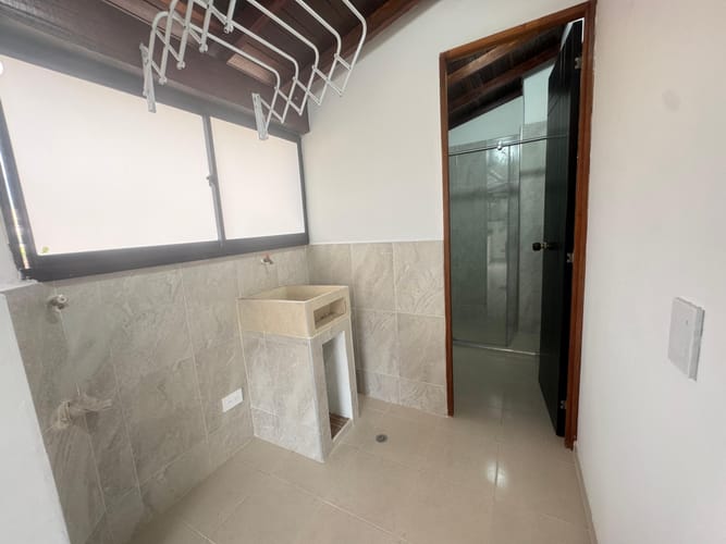 Apartamento de 1 alcoba en venta en Cristo Rey, Medellín, 120 m² · foto 20 de 22