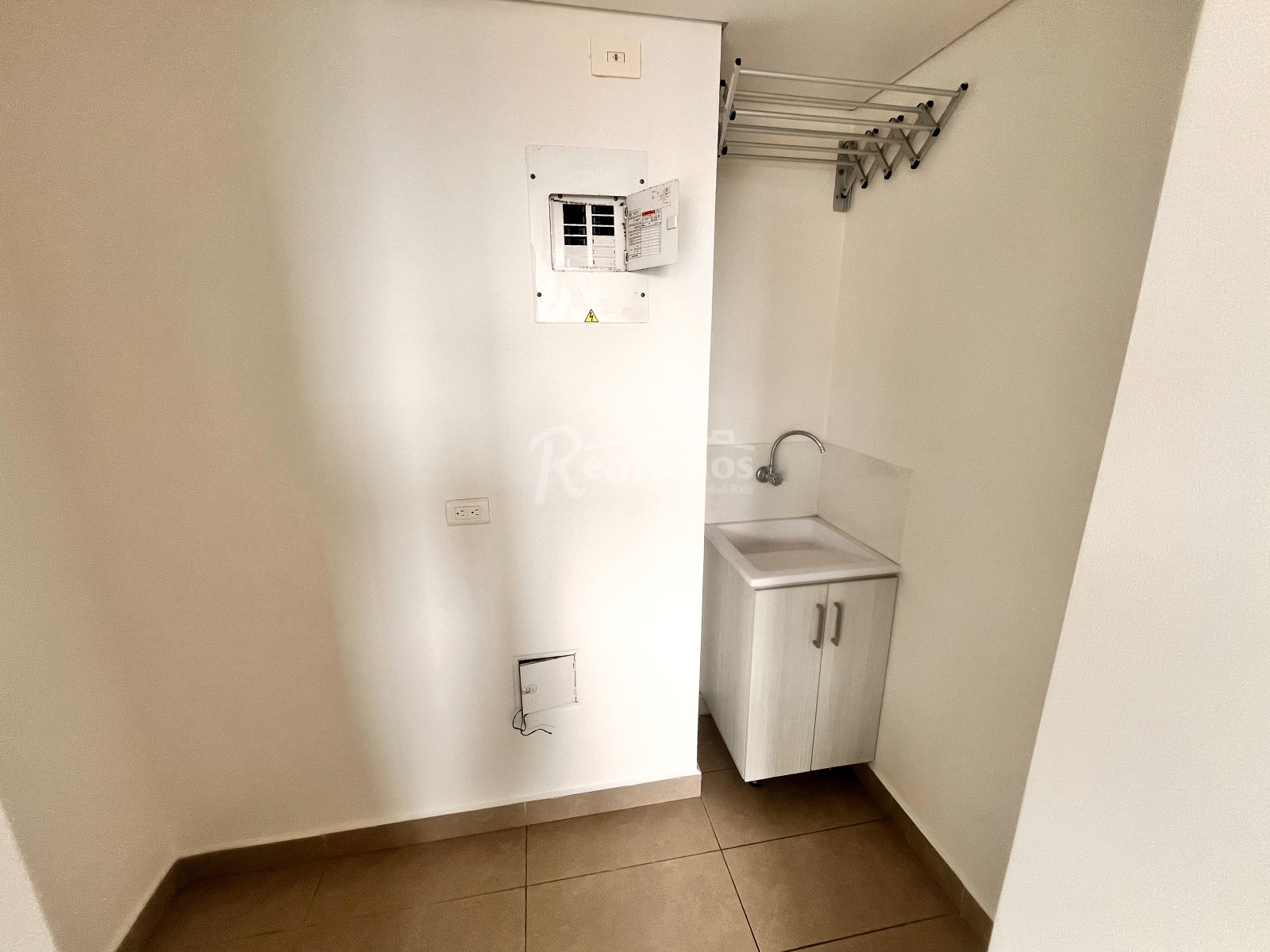 Apartamento en arriendo en Lalinde, Medellín · foto 9 de 24