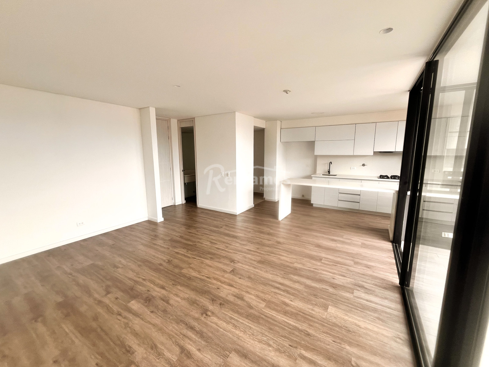 Apartamento en arriendo en Lalinde, Medellín · foto 13 de 24