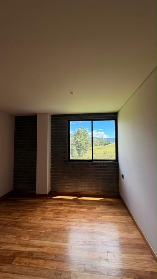 Casa de 3 alcobas en venta en El Chuscal, El Retiro, 371 m² · foto 12 de 19