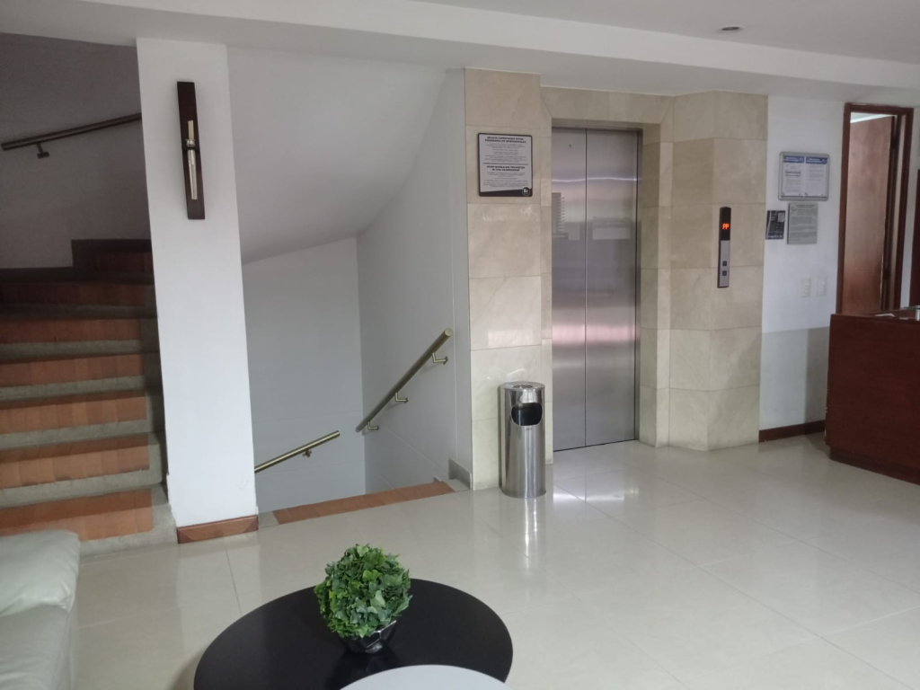 Apartamento en venta en El Poblado, Medellín · foto 10 de 13