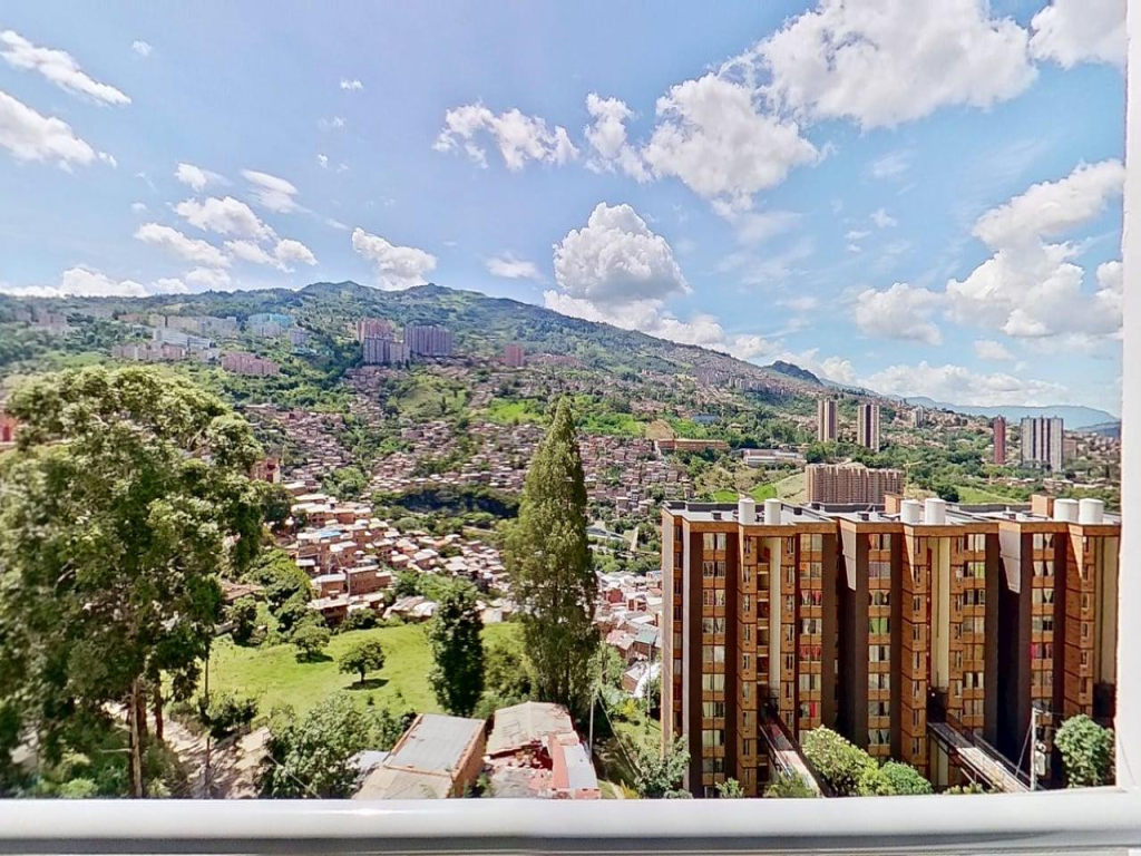 Apartamento en venta en Calasanz, Medellín · foto 4 de 20