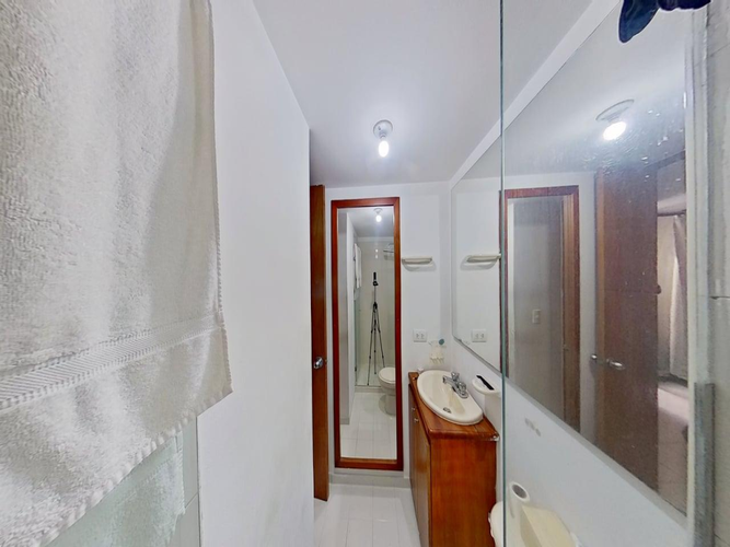 Apartamento de 2 alcobas en venta en Laureles, Medellín, 72 m² · foto 14 de 24