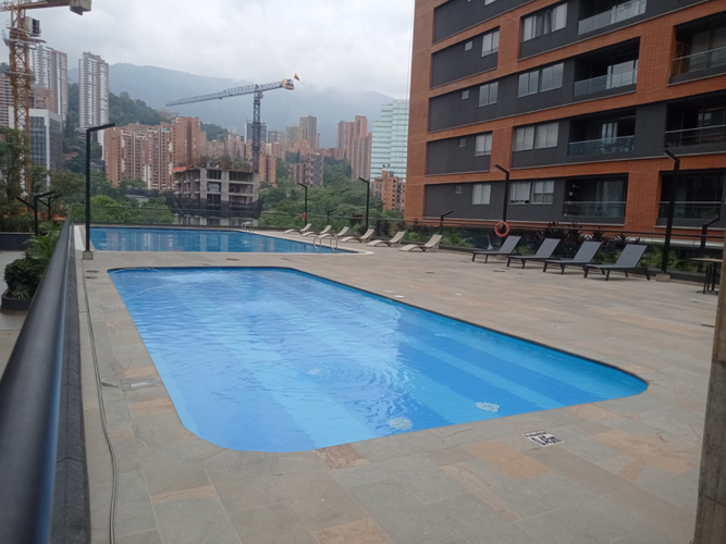 Apartamento de 1 alcoba en venta en Villa Carlota, Medellín, 52 m² · foto 23 de 24