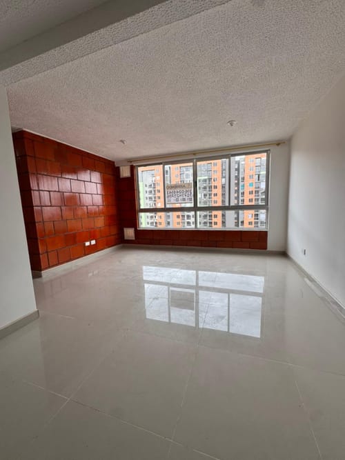 Apartamento de 3 alcobas en arriendo en Centro Poblado Pablo Vi, Madrid, 58 m² · foto 3 de 11