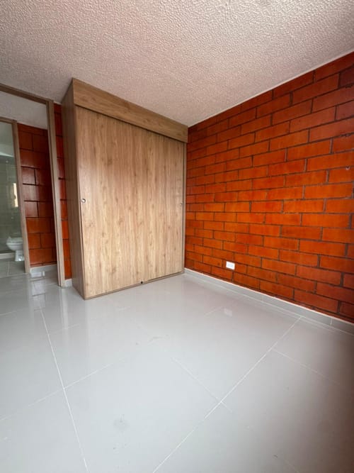 Apartamento de 3 alcobas en arriendo en Centro Poblado Pablo Vi, Madrid, 58 m² · foto 4 de 11