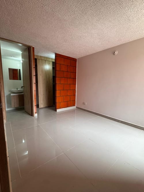 Apartamento de 3 alcobas en arriendo en Centro Poblado Pablo Vi, Madrid, 58 m² · foto 9 de 11