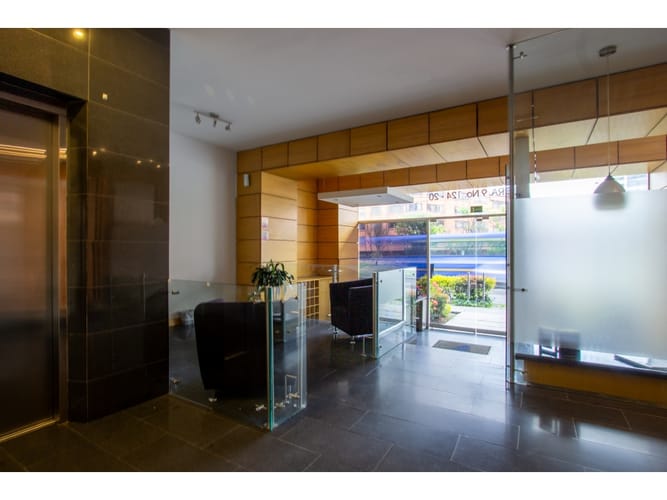 Apartaestudio en venta en Santa Barbara, Bogotá, 19 m² · foto 12 de 13