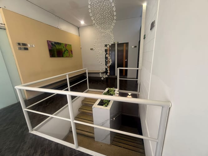 Casa en venta en Lorena, Medellín, 580 m² · foto 2 de 24