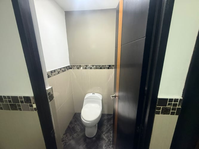 Casa en venta en Lorena, Medellín, 580 m² · foto 24 de 24