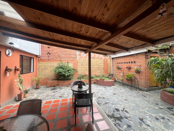 Casa de 5 alcobas en venta en Cristobal, Medellín, 130 m² · foto 18 de 24