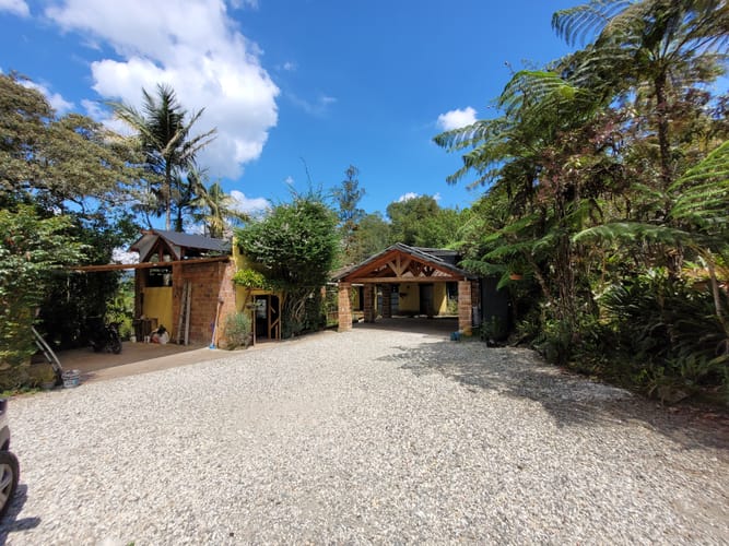 Finca en venta en Lomitas, La Ceja, 250 m² · foto 2 de 24