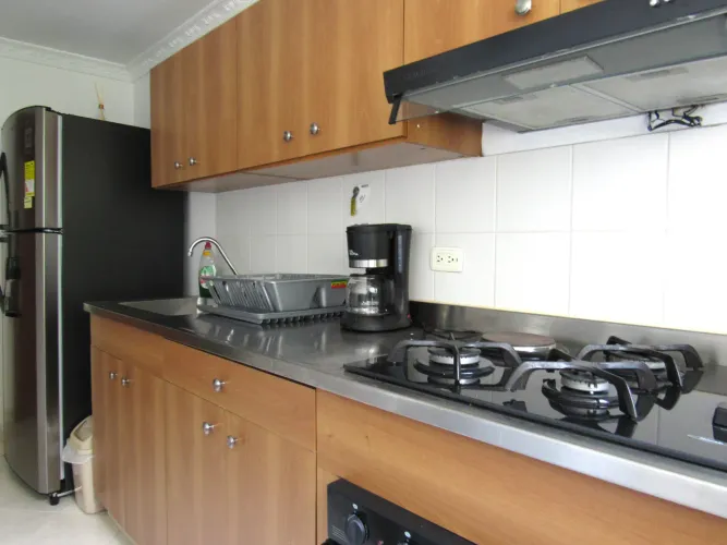 Apartamento de 3 alcobas en arriendo en Los Balsos, Medellín, 72 m² · foto 5 de 24