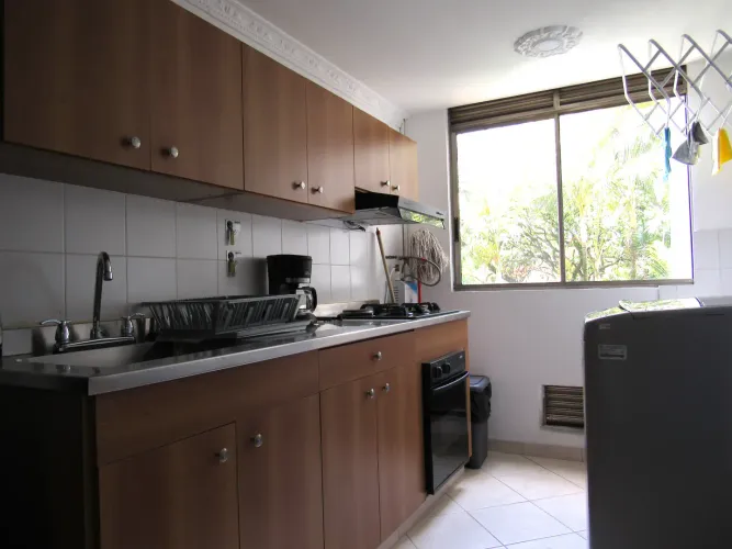 Apartamento de 3 alcobas en arriendo en Los Balsos, Medellín, 72 m² · foto 6 de 24