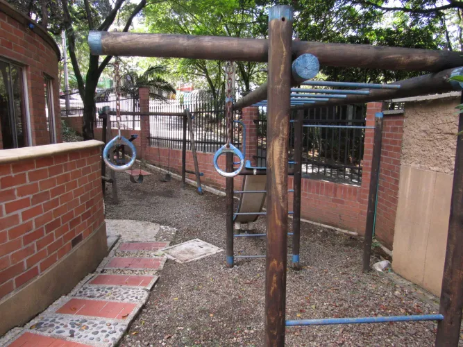 Apartamento de 3 alcobas en arriendo en Los Balsos, Medellín, 72 m² · foto 24 de 24