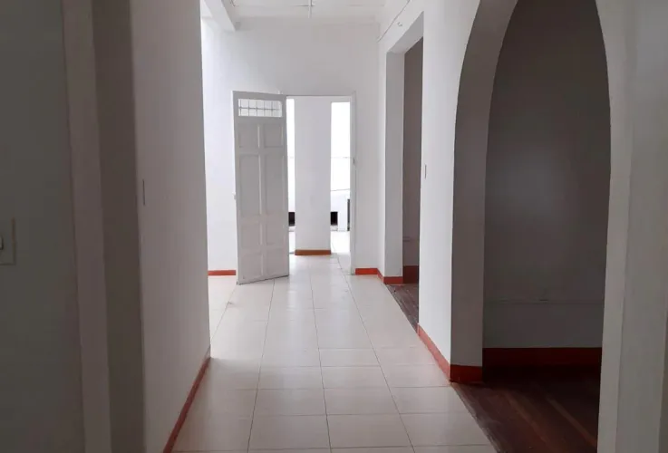Casa de 5 alcobas en venta en Prado, Medellín, 290 m² · foto 4 de 10
