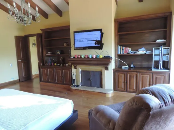 Casa de 5 alcobas en venta en El Tablazo, Rionegro, 1950 m² · foto 15 de 19
