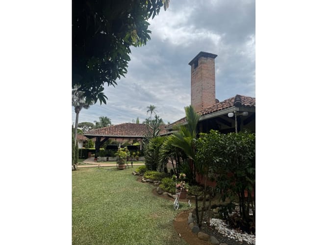 Casa de 3 alcobas en venta en La Buitrera, Cali, 350 m² · foto 7 de 24