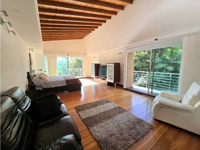 Casa de 4 alcobas en venta en Los Balsos, Medellín, 355 m² · foto 14 de 24