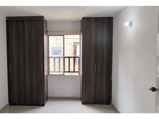 Apartamento en venta en La Alborada, Cali · foto 2 de 9