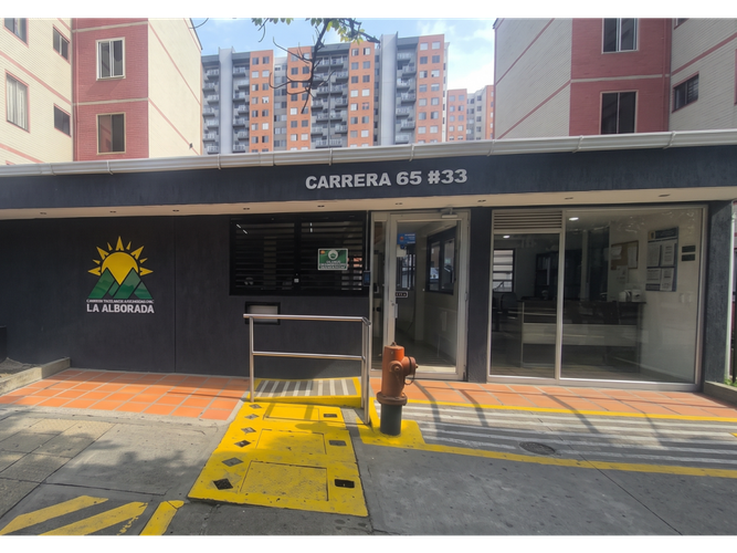 Apartamento en venta en La Alborada, Cali · foto 9 de 9