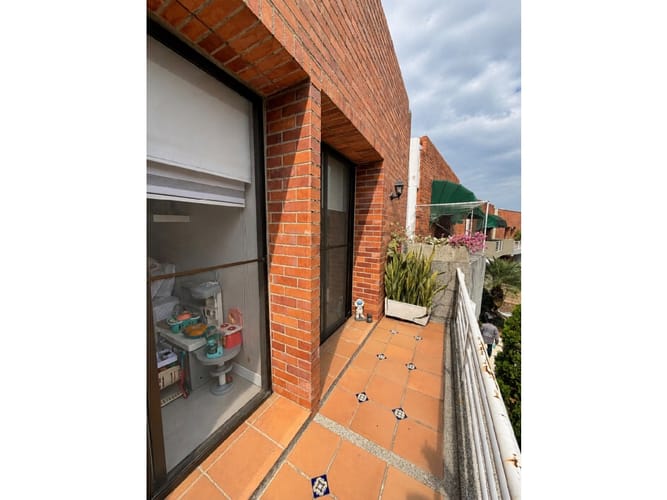 Casa de 3 alcobas en venta en Ciudad Jardin, Cali, 236 m² · foto 3 de 19