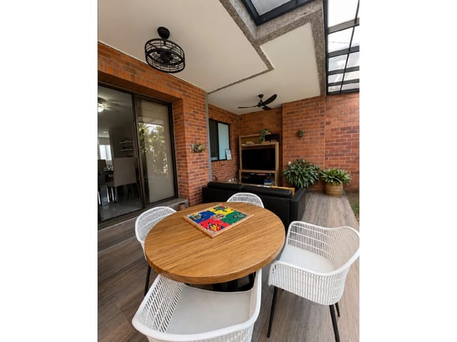 Casa de 3 alcobas en venta en Ciudad Jardin, Cali, 236 m² · foto 9 de 19
