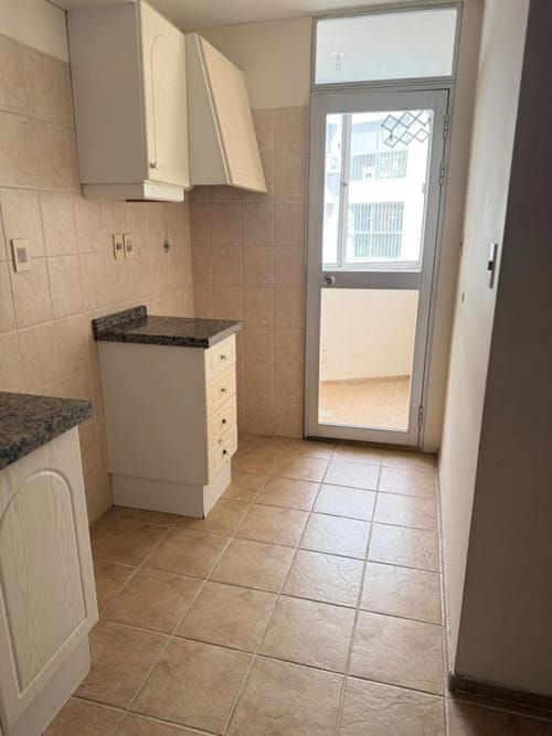 Alquiler Apartamento Al Frente 2 Dormitorios 2 Baños Garaje En Puerto Buceo · Foto 5