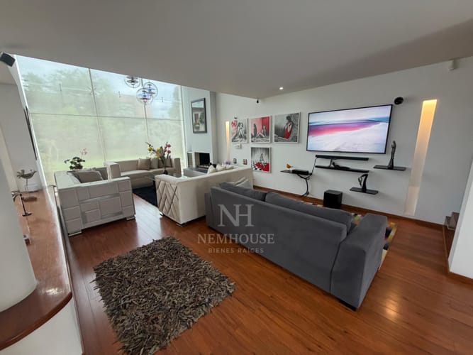 Casa de 5 alcobas en venta en San Simón, Bogotá, 472 m² · foto 8 de 24