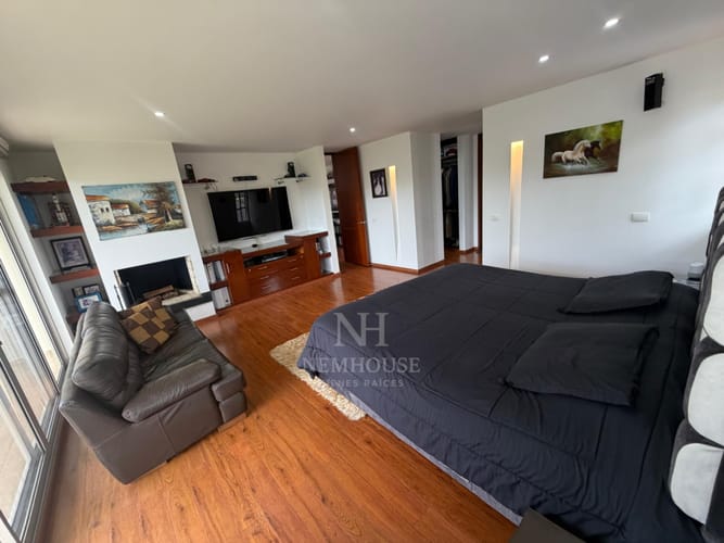 Casa de 5 alcobas en venta en San Simón, Bogotá, 472 m² · foto 13 de 24
