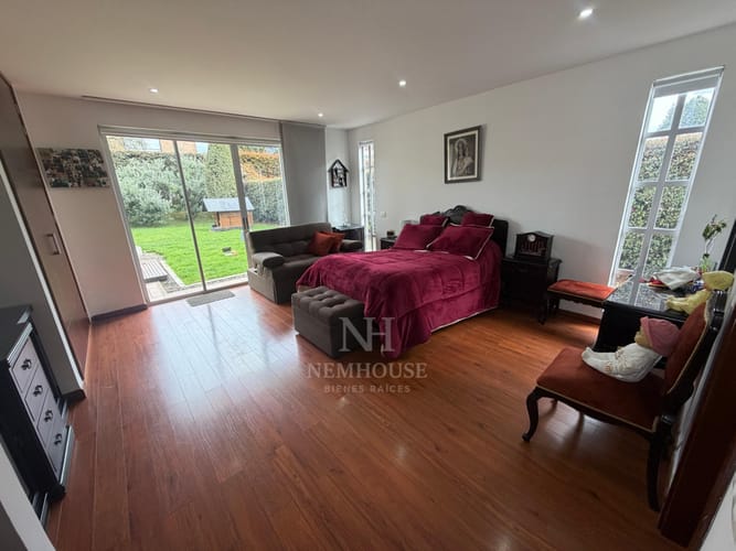 Casa de 5 alcobas en venta en San Simón, Bogotá, 472 m² · foto 15 de 24