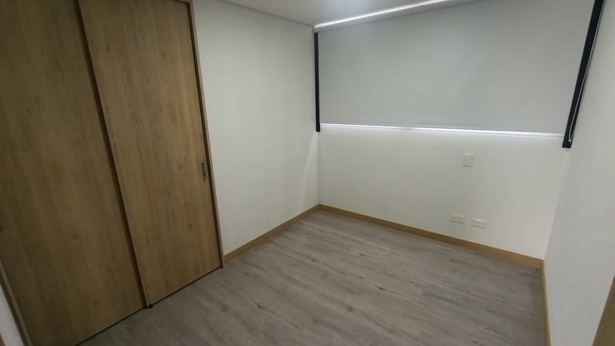 Apartamento de 3 alcobas en arriendo en Loma Del Indio, Medellín, 96 m² · foto 10 de 14
