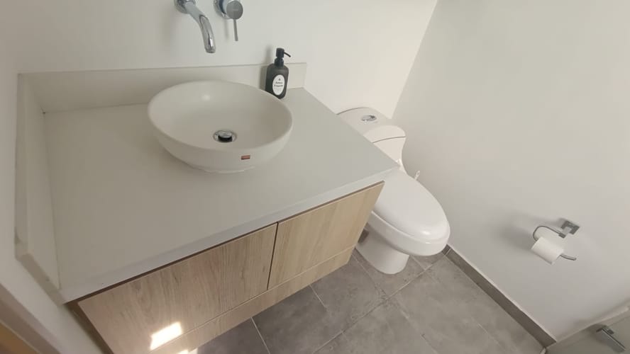 Apartamento de 3 alcobas en arriendo en Loma Del Indio, Medellín, 96 m² · foto 12 de 14