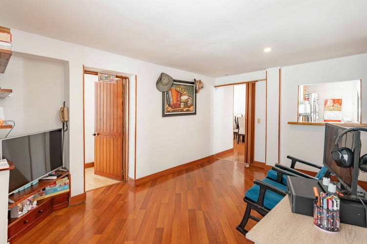 Apartamento de 4 alcobas en venta en Chico Norte, Bogotá, 159 m² · foto 7 de 20
