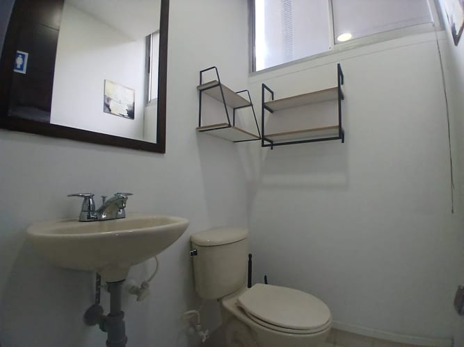 Oficina en arriendo en Los Balsos, Medellín, 93 m² · foto 4 de 13