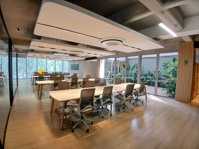 Oficina en arriendo en El Velódromo, Medellín, 240 m² · foto 3 de 10