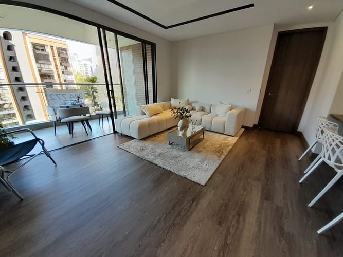 Apartamento de 2 alcobas en arriendo en Los Balsos, Medellín, 95 m² · foto 3 de 18