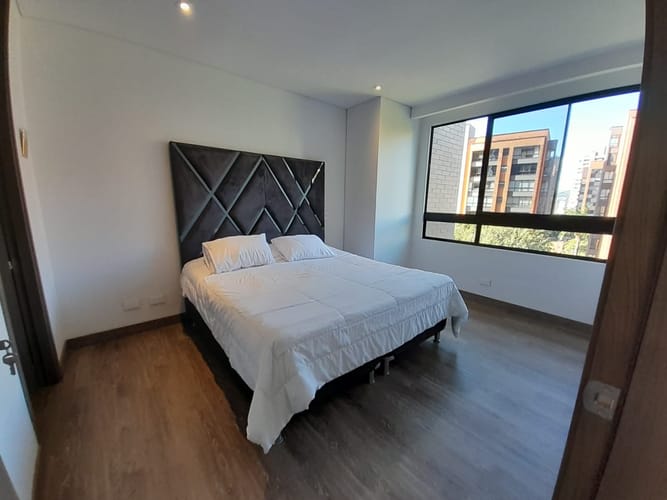 Apartamento de 2 alcobas en arriendo en Los Balsos, Medellín, 95 m² · foto 8 de 18