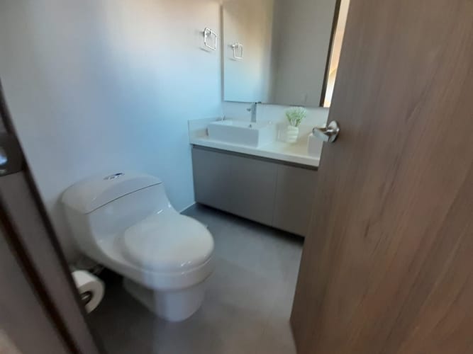 Apartamento de 2 alcobas en arriendo en Los Balsos, Medellín, 95 m² · foto 14 de 18