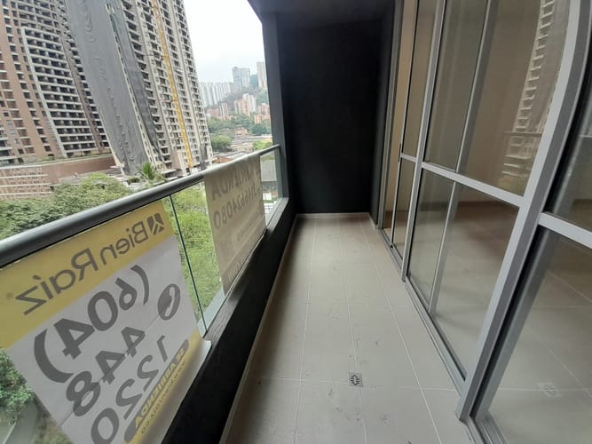 Apartamento de 3 alcobas en arriendo en Villa Carlota, Medellín, 90 m² · foto 12 de 18