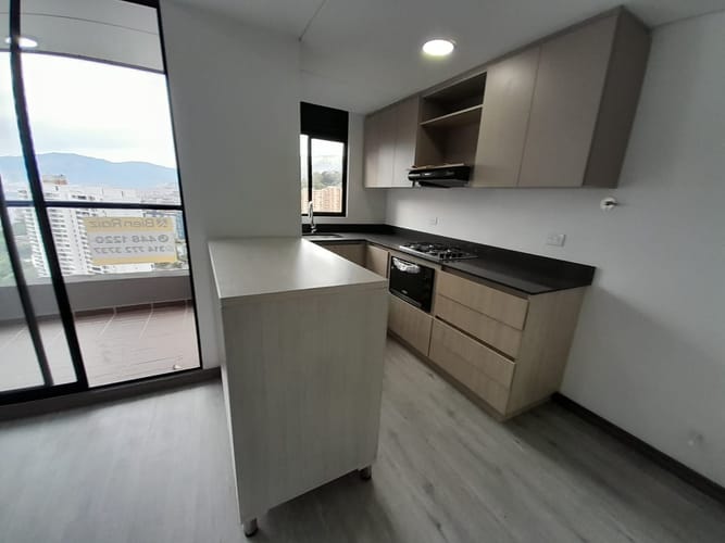 Apartamento de 3 alcobas en arriendo en Vía Las Palmas, Medellín, 78 m² · foto 5 de 17