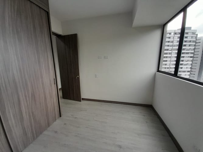 Apartamento de 3 alcobas en arriendo en Vía Las Palmas, Medellín, 78 m² · foto 11 de 17