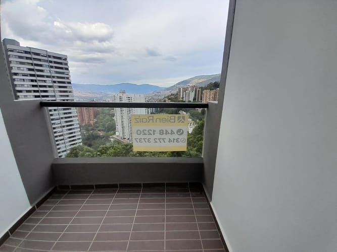Apartamento de 3 alcobas en arriendo en Vía Las Palmas, Medellín, 78 m² · foto 12 de 17